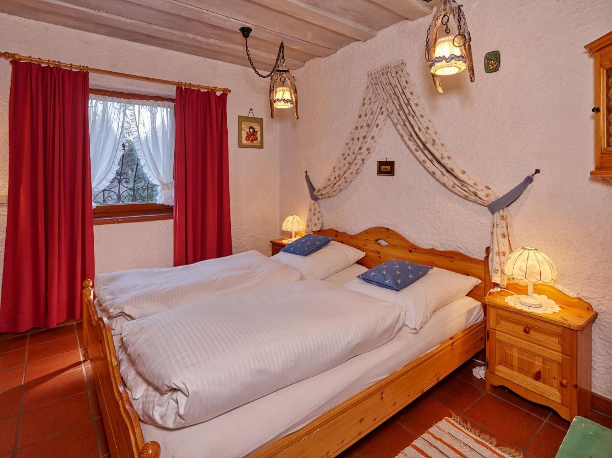 Alpenchalet Zum Jeremia Grainau Rum bild